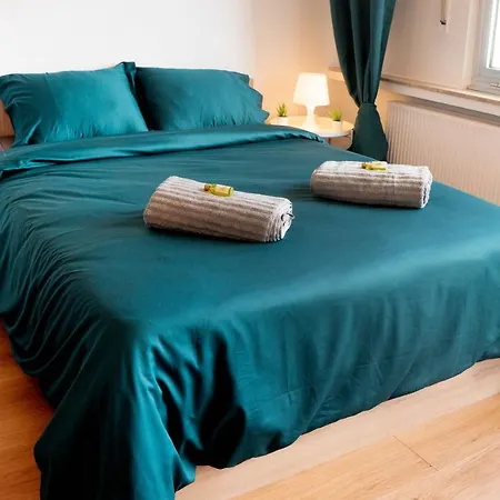 Apartment Modern Style Studio With Balcony, Smart Tv, Business & Leisure *